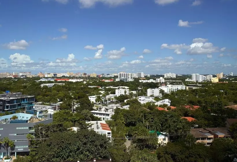 اتاق استاندارد با 2 تخت دوبل, Courtyard Miami Coconut Grove