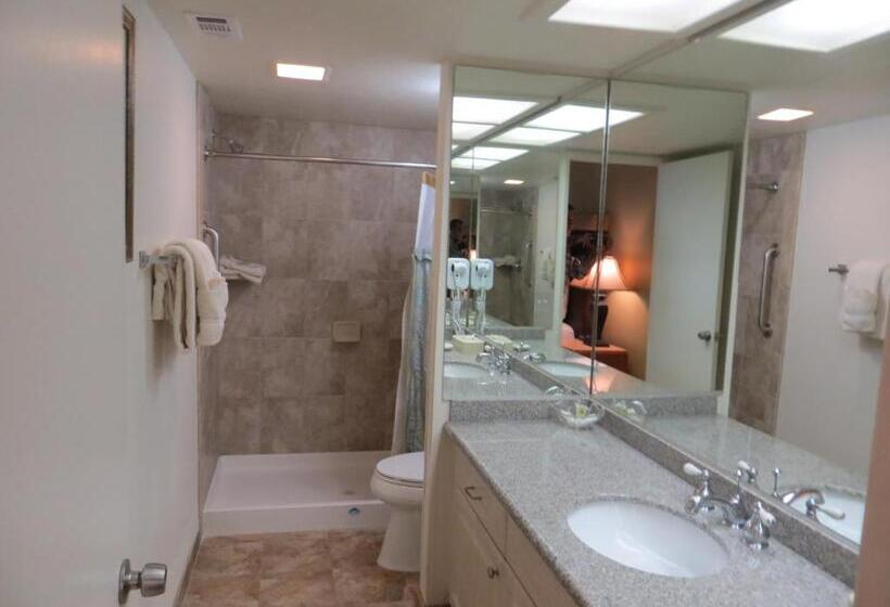 スイート, Desert Breezes Resort