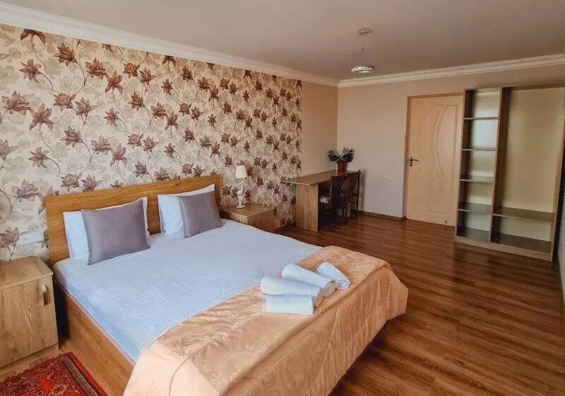 マウンテンビュースタンダードルーム, Seva Guesthouse Byurakan