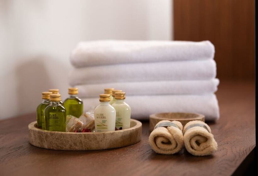 Suite, Decamondo Galata, A Tribute Portfolio