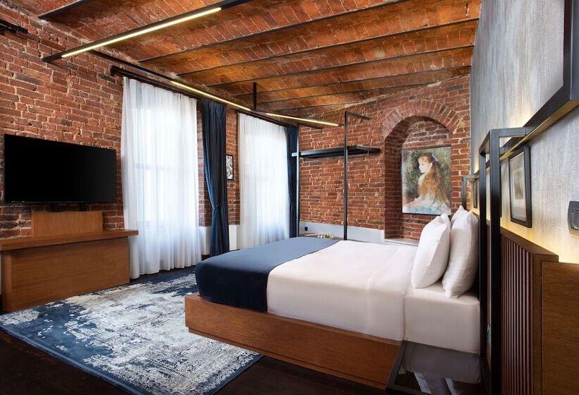 Suite, Decamondo Galata, A Tribute Portfolio