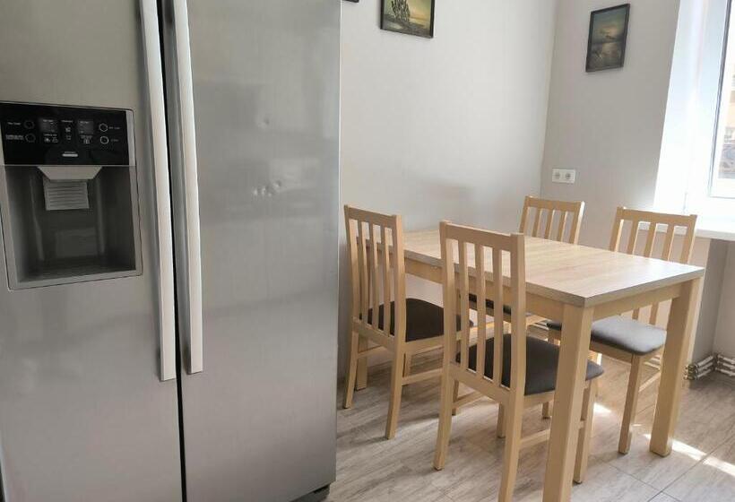 اتاق استاندارد سه تخته با سرویس بهداشتی مشترک, Poilsis Palangoje Pas Daivą