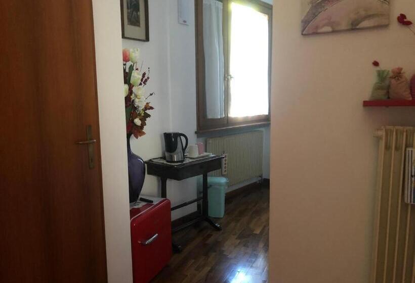 اتاق استاندارد, B & B Chic