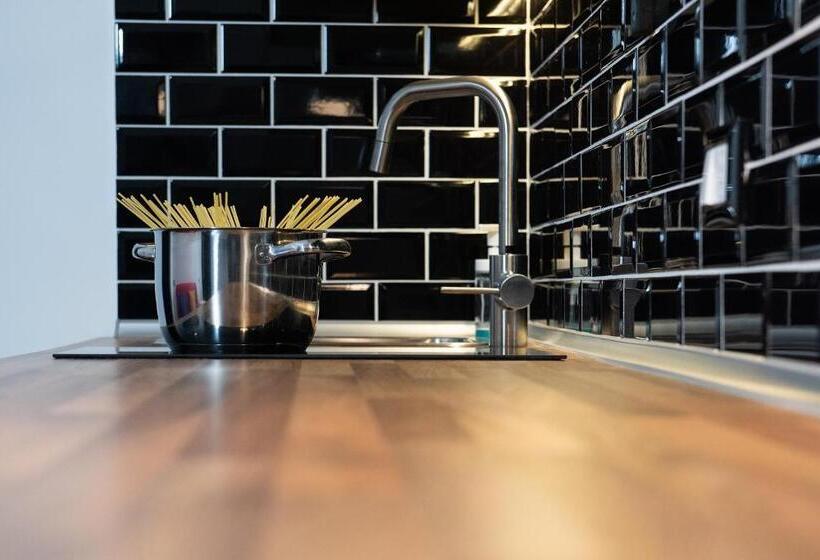 Люкс с Балконом, Incentro B&b