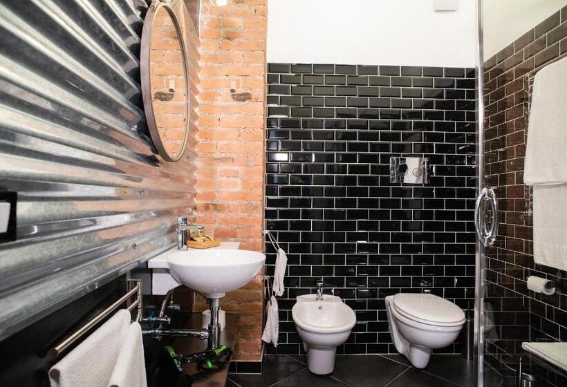 Полулюкс с Балконом, Incentro B&b