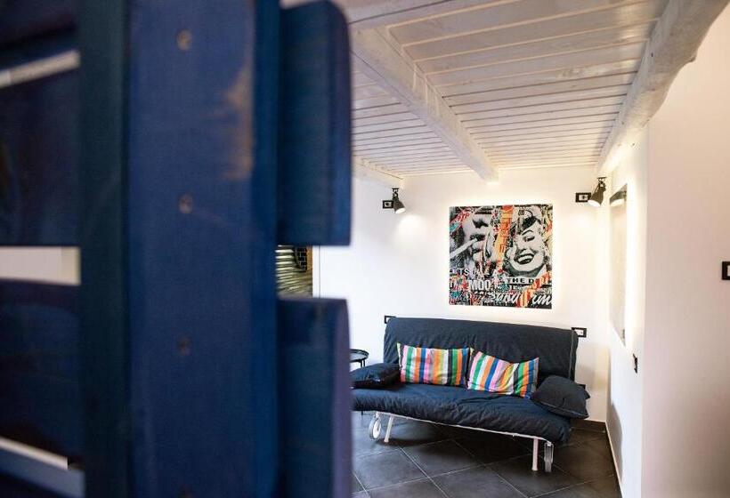 Полулюкс с Балконом, Incentro B&b