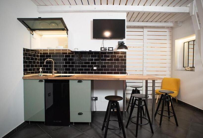 Люкс с Балконом, Incentro B&b