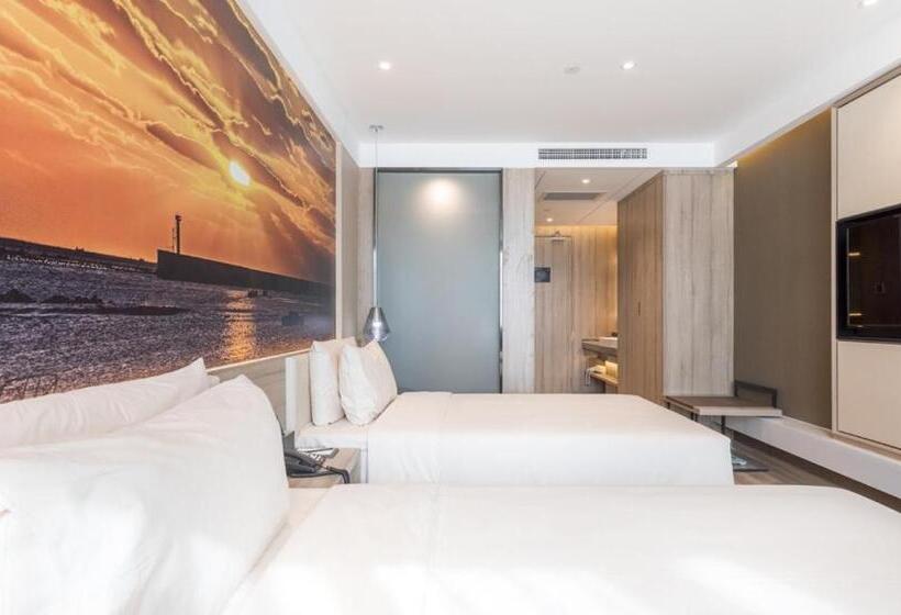 Номер Superior, Atour Hotel Weihai City Center