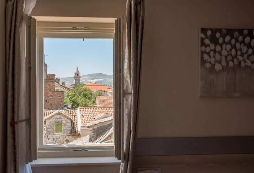 Quarto Standard Vista Cidade, Benjamin