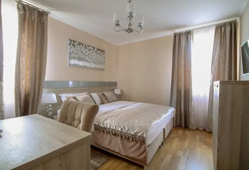 Quarto Standard Vista Cidade, Benjamin