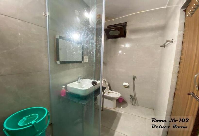 اتاق لوکس, Ganga Basin