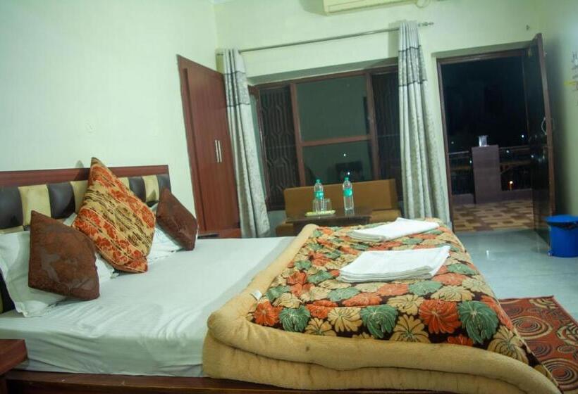 اتاق لوکس, Ganga Basin