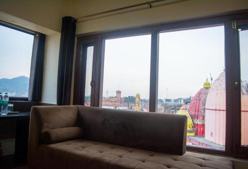 اتاق سوپریور, Ganga Basin