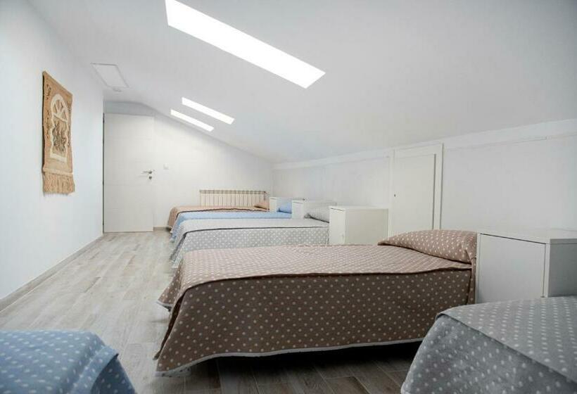 سرير فى غرفة مشتركه, Vilaseco