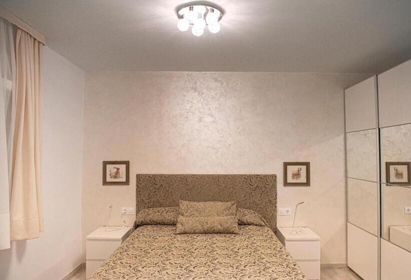 غرفة قياسية مطلة على الجبل, Vilaseco