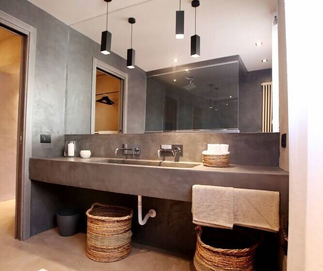 带阳台的豪华间, Casa Nostra Boutique Hotel & Spa