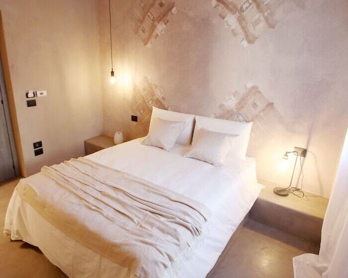 带阳台的豪华间, Casa Nostra Boutique Hotel & Spa