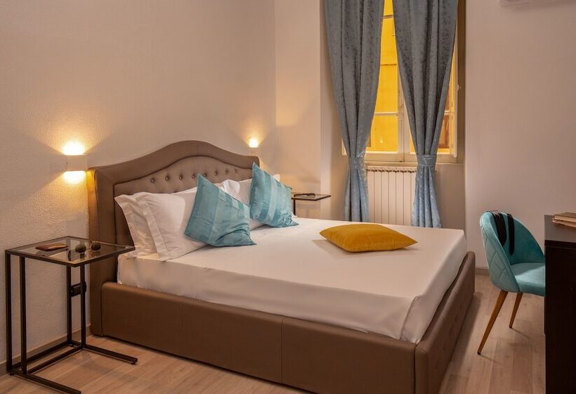 חדר אקונומי, Courtyard Rome Suite