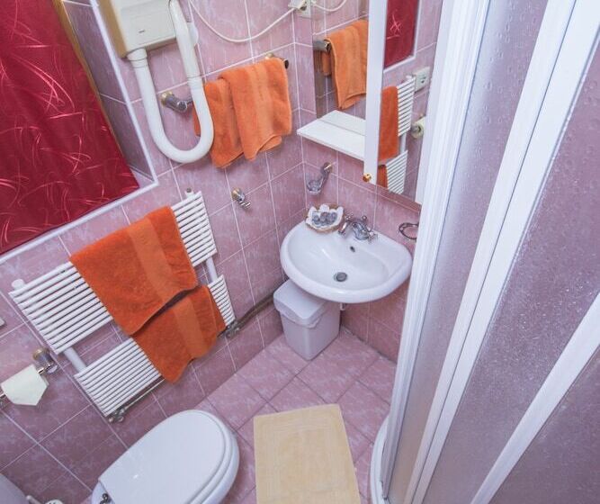 آپارتمان 1 خوابه با بالکن, Guesthouse Jelenov Greben