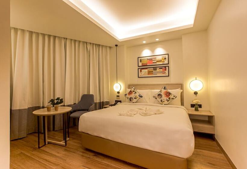 Номер Стандарт, Regenta Sgs Greenotel  Lonavala