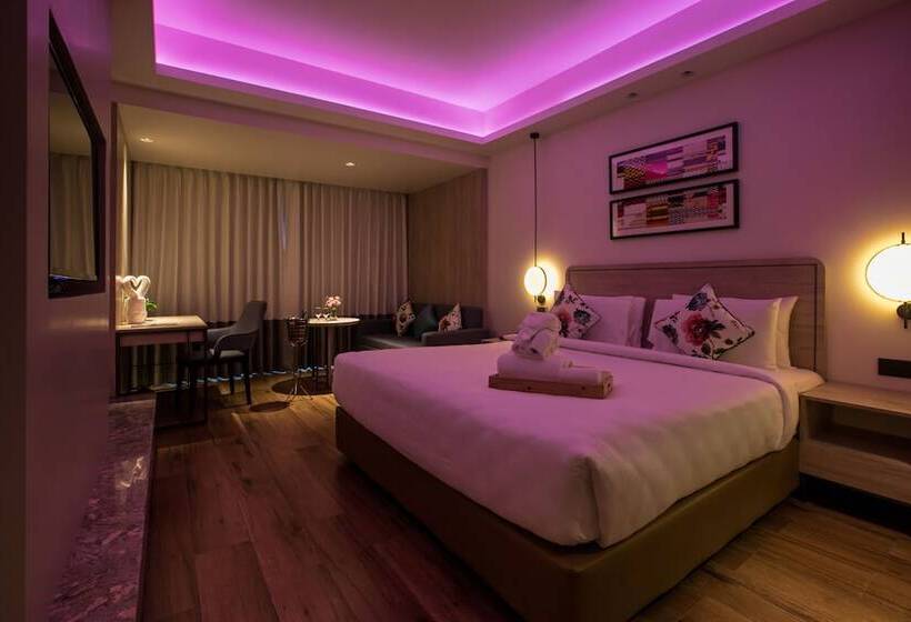 Номер Deluxe, Regenta Sgs Greenotel  Lonavala