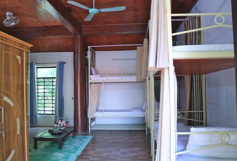 تختخواب در اتاق مشترک, Hang Mua Homestay