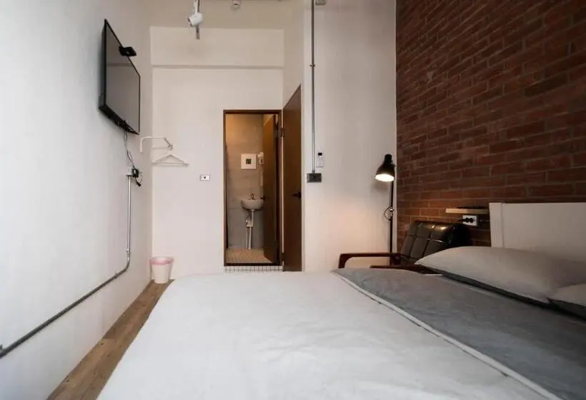 اتاق استاندارد با چشم‌انداز باغ, Dong Shan Yi Hostel