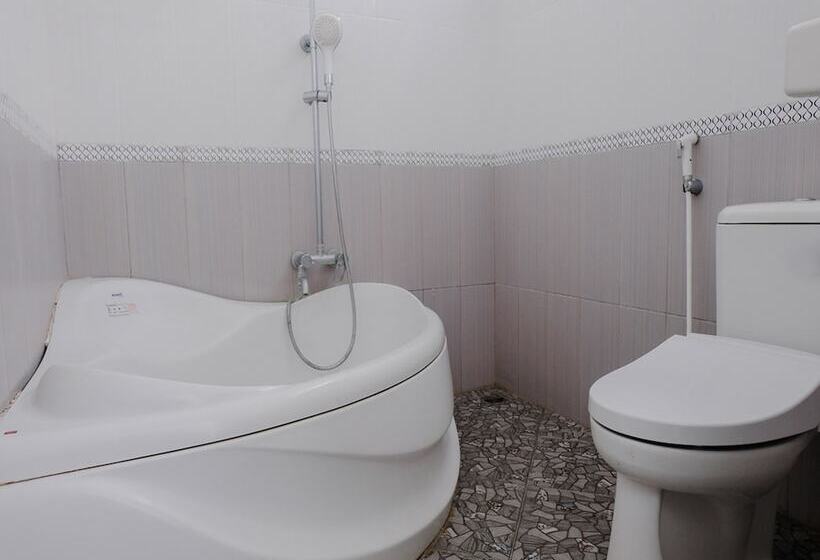 Suite Deluxe, Villa Bukit Panderman Residende By Oyo Rooms