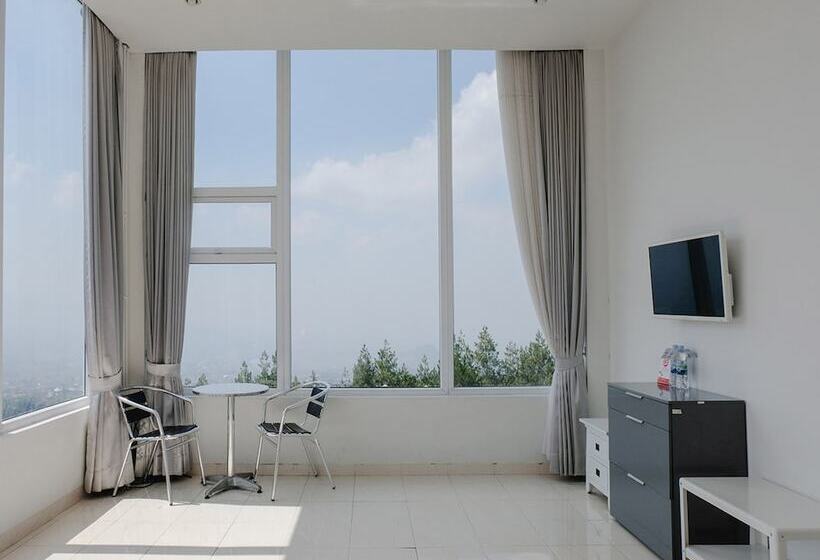 Suite Deluxe, Villa Bukit Panderman Residende By Oyo Rooms