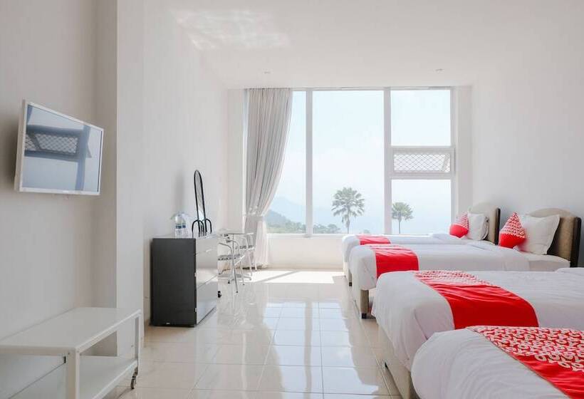 Suite Familiare, Villa Bukit Panderman Residende By Oyo Rooms