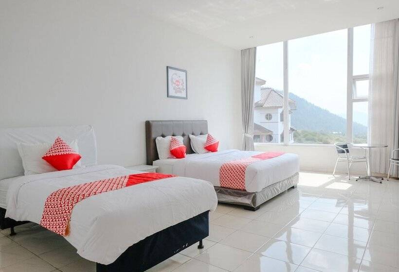 Suite Superior, Villa Bukit Panderman Residende By Oyo Rooms