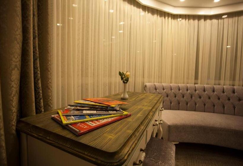 带阳台套房, Giresun Sedef