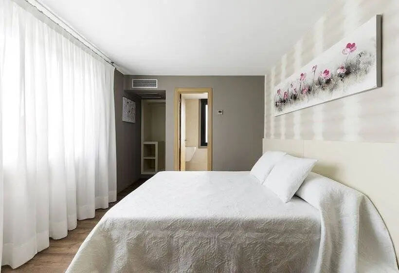 スタンダードルーム, Pension Residencial Victoria