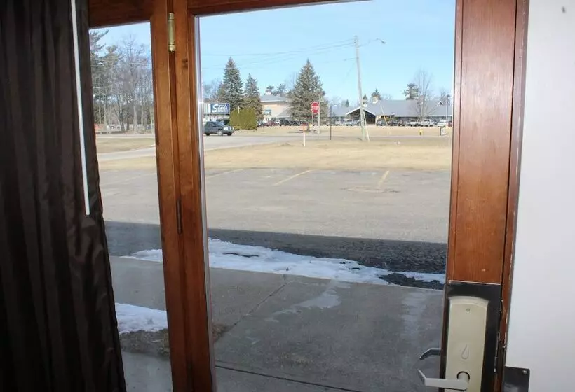 ２ダブルベッドのスタンダードルーム, Econo Lodge Cadillac