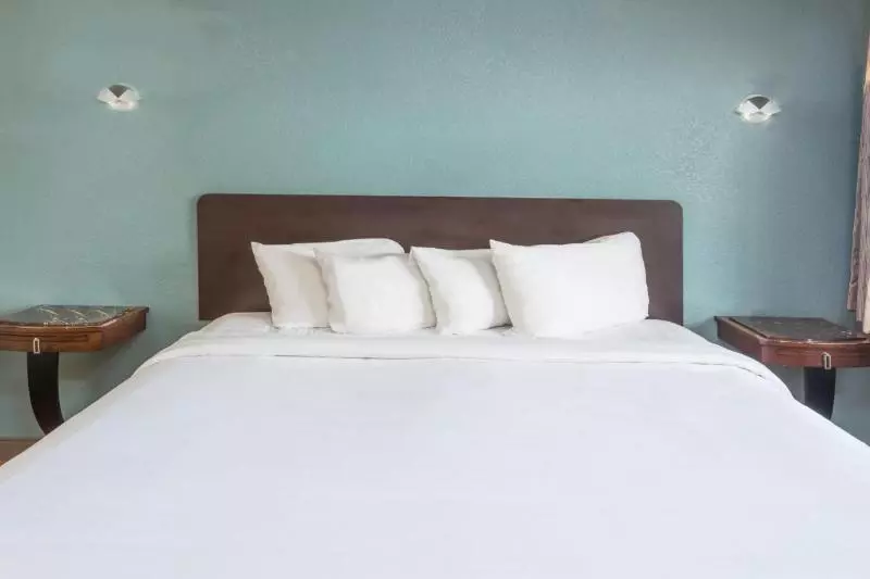 اتاق استاندارد با تخت بزرگ, Avenida Oceanside Camp Pendleton