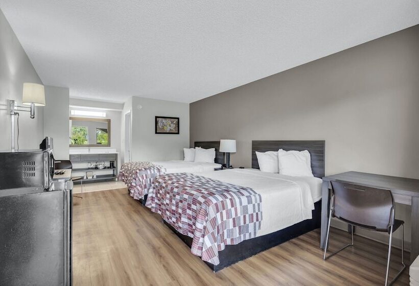 غرفة ديلوكس لذوى الاحتياجات الخاصة, Red Roof Inn Macclenny