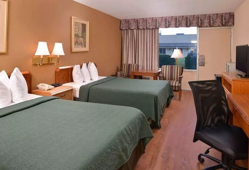 ２ダブルベッドのスタンダードルーム, Quality Inn Dutch Inn