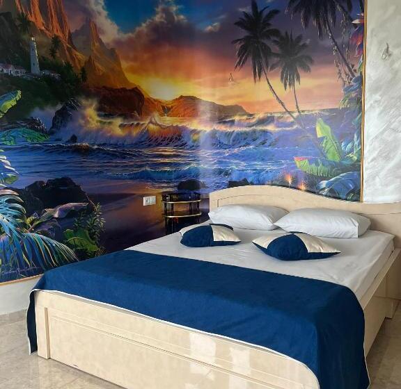 سوئیت با وان آب گرم, Kirch Hotel & Restaurant