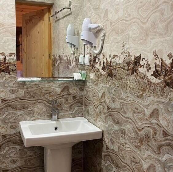 اتاق استاندارد با چشم‌انداز کوهستان, Kirch Hotel & Restaurant