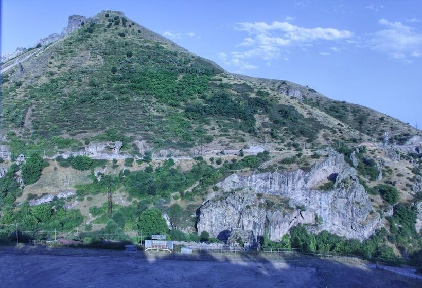 اتاق استاندارد با چشم‌انداز کوهستان, Kirch Hotel & Restaurant