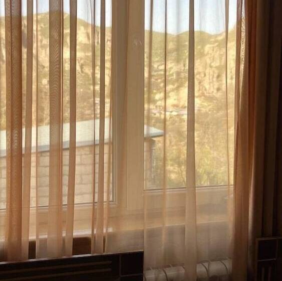 اتاق استاندارد سه نفره, Kirch Hotel & Restaurant