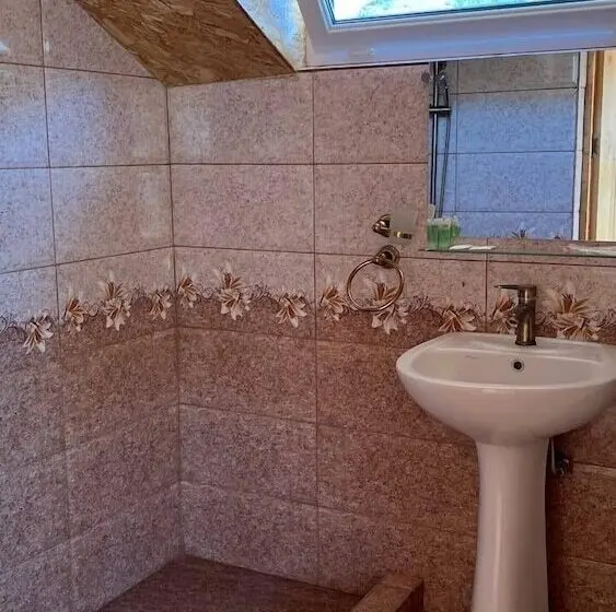 سوییت با چشم‌انداز کوه, Kirch Hotel & Restaurant