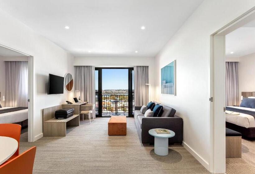 Апартаменты Superior 2 Спальни, Quest Joondalup