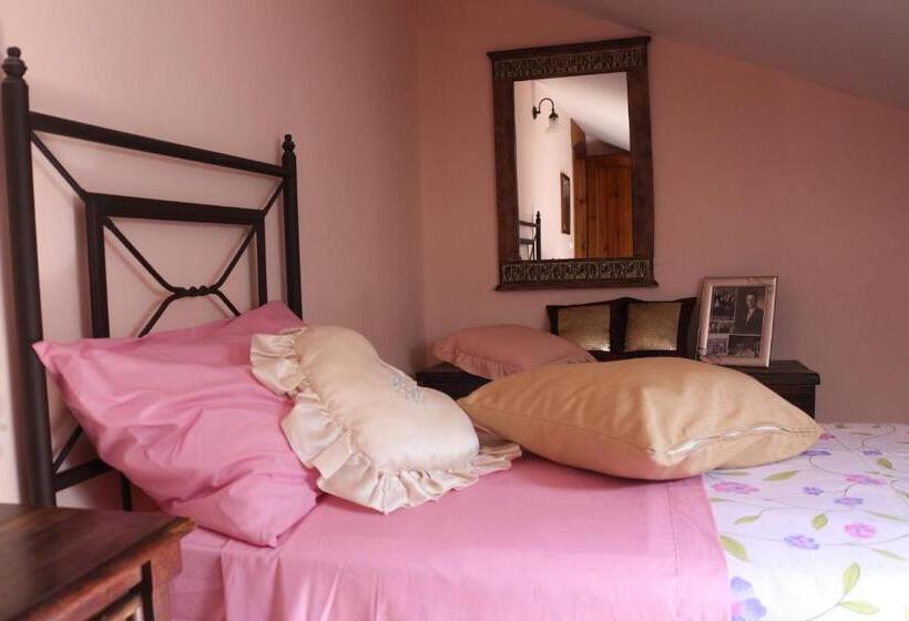 غرفة قياسية, Casale Santilli