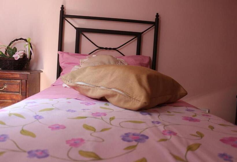 غرفة قياسية, Casale Santilli