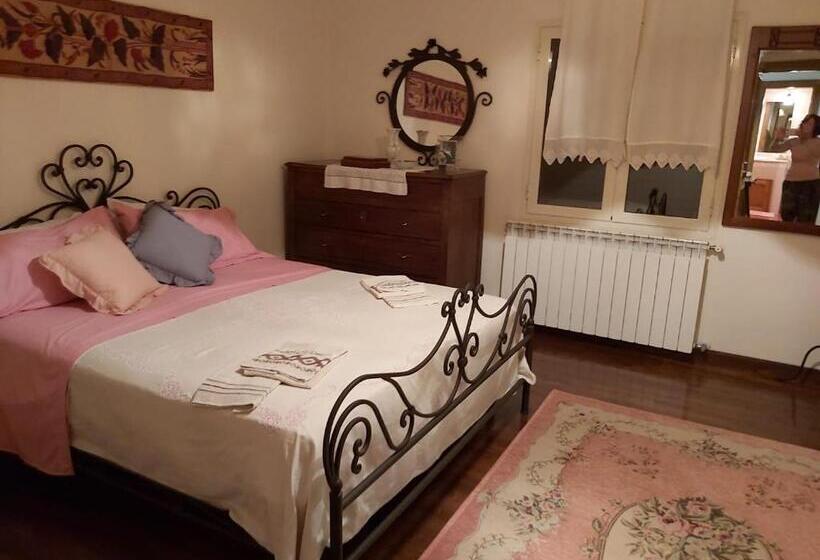 غرفة ديلوكس, Casale Santilli