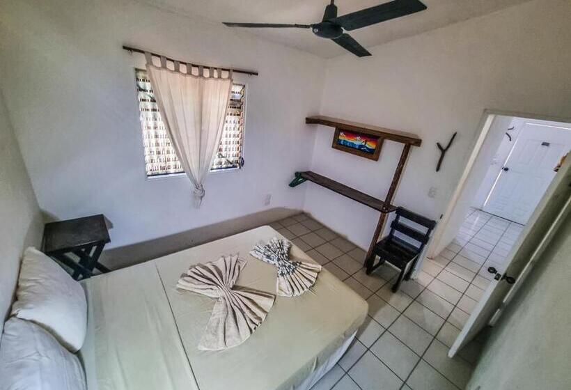 듀플렉스 스위트, Escondite Pacifico