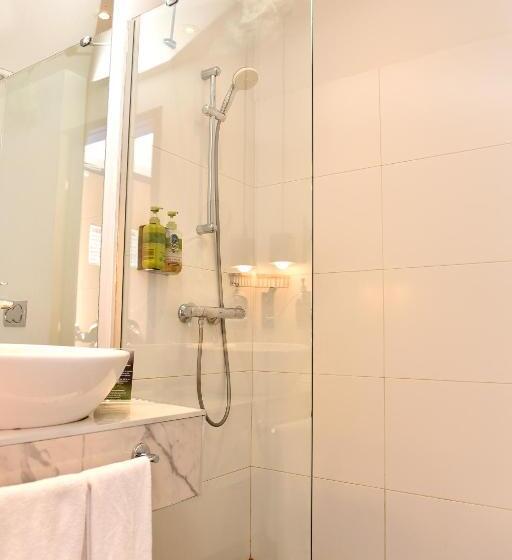 اتاق استاندارد سه نفره, Levent Lavandula