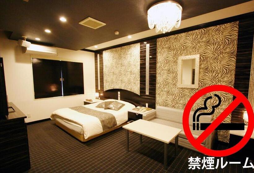 غرفة قياسية, Lex Suwa