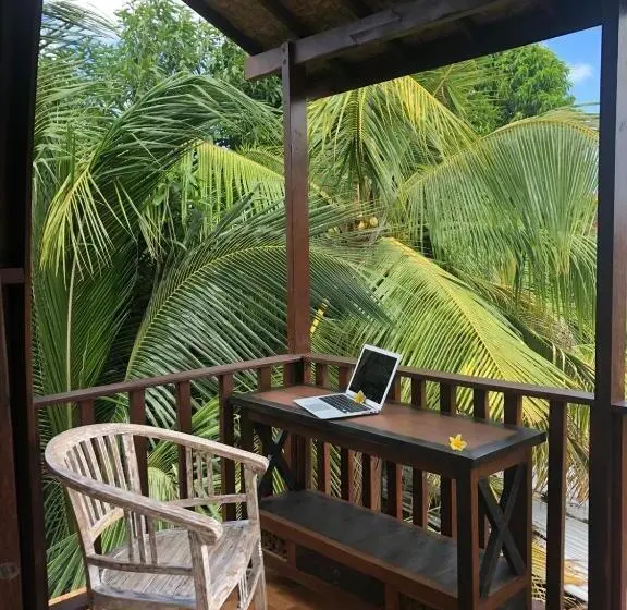 سوییت لوکس, Arjuna Uluwatu Guest House